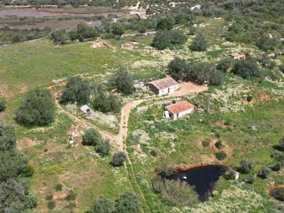 Terreno para Venda em Estômbar e Parchal Foto 3