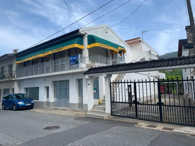 Loja para Venda em Vila Nova de Cerveira e Lovelhe Foto 1