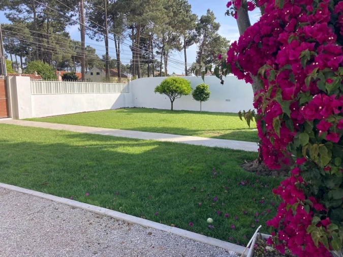 Moradia T5 para Venda em Charneca de Caparica e Sobreda Foto 6