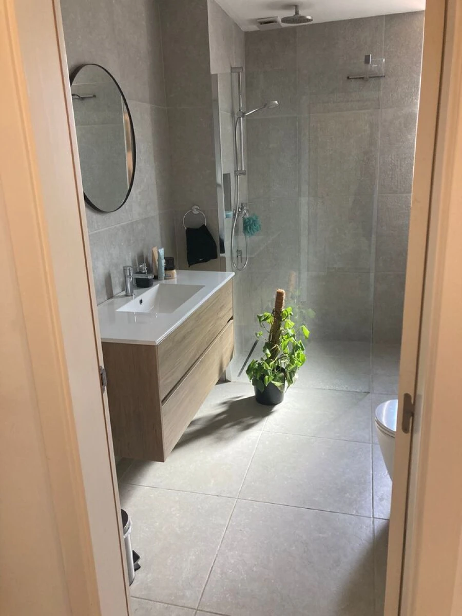 Moradia T5 para Venda em Charneca de Caparica e Sobreda Foto 12