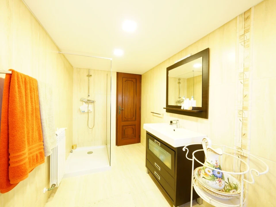 Moradia T4 para Venda em Gondemaria e Olival Foto 14