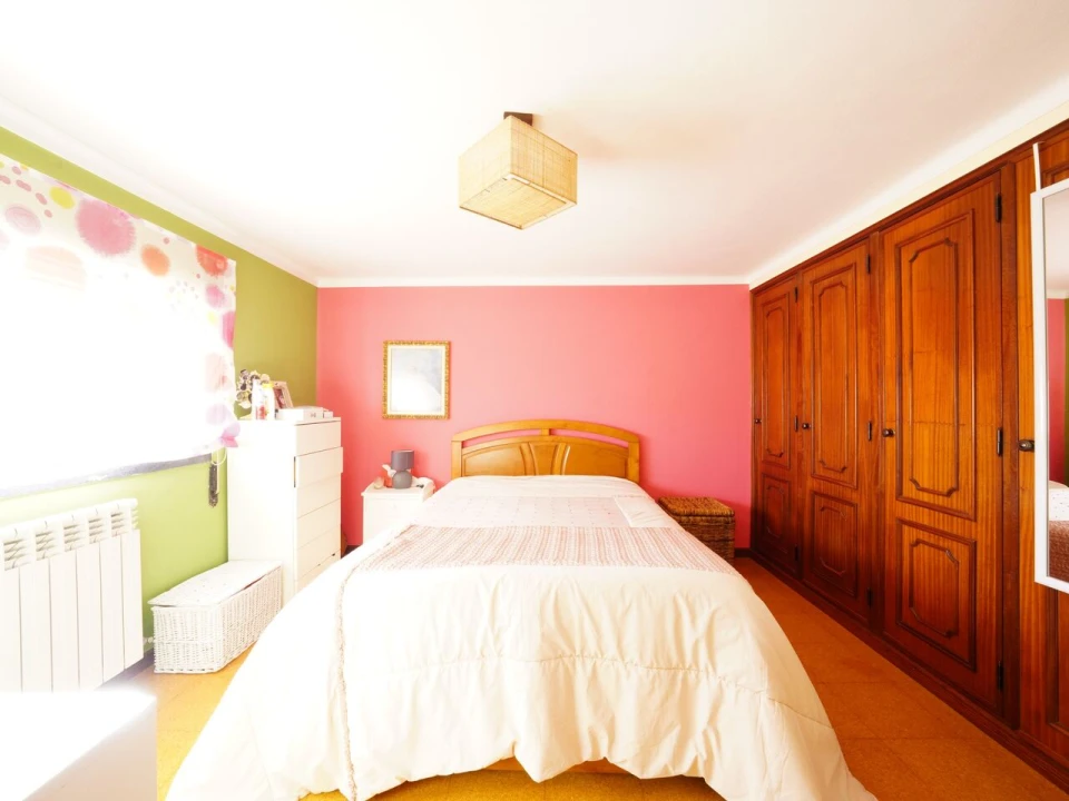 Moradia T4 para Venda em Gondemaria e Olival Foto 18