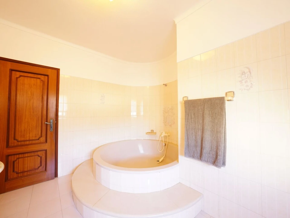 Moradia T4 para Venda em Gondemaria e Olival Foto 27