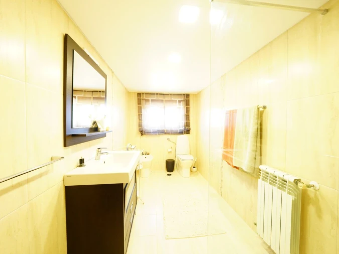 Moradia T4 para Venda em Gondemaria e Olival Foto 13