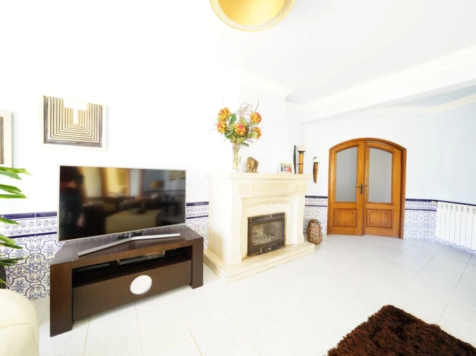 Moradia T4 para Venda em Gondemaria e Olival Foto 21