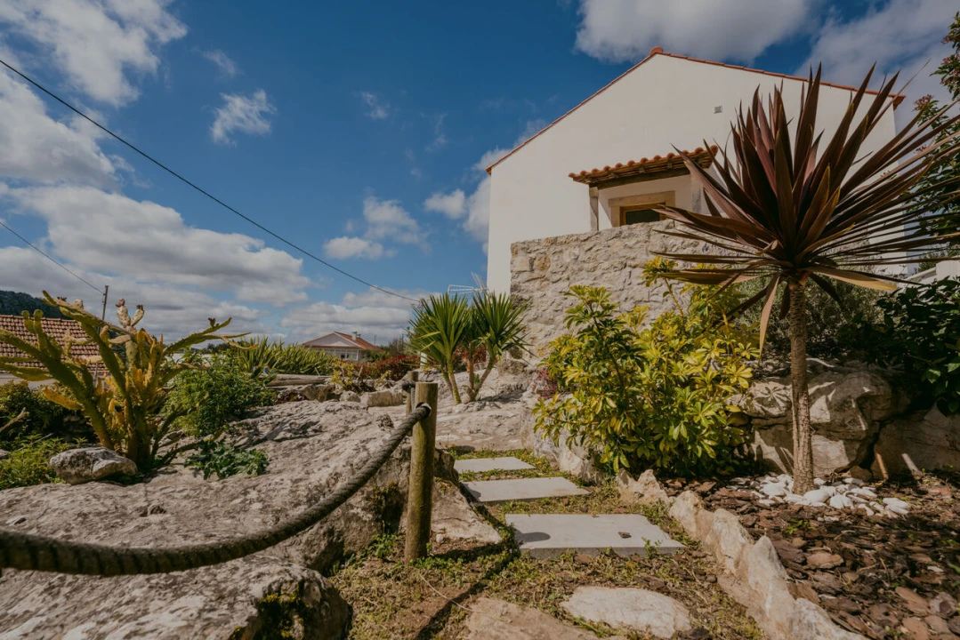 Moradia T3 para Venda em Alvados e Alcaria Foto 11