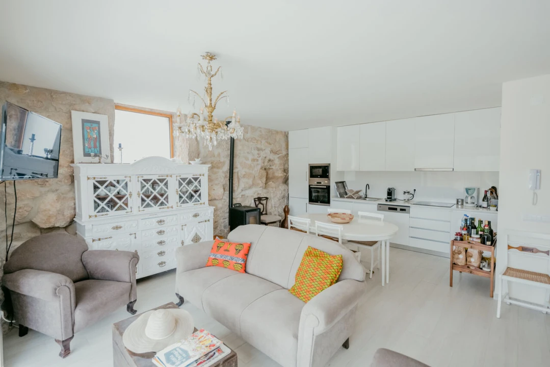 Moradia T3 para Venda em Alvados e Alcaria Foto 4