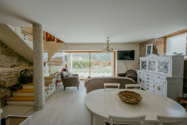 Moradia T3 para Venda em Alvados e Alcaria Foto 2