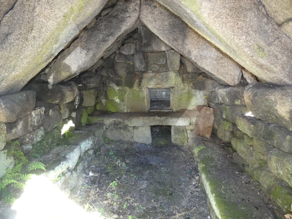 Moradia T2 para Venda em Castro Laboreiro e Lamas de Mouro Foto 18