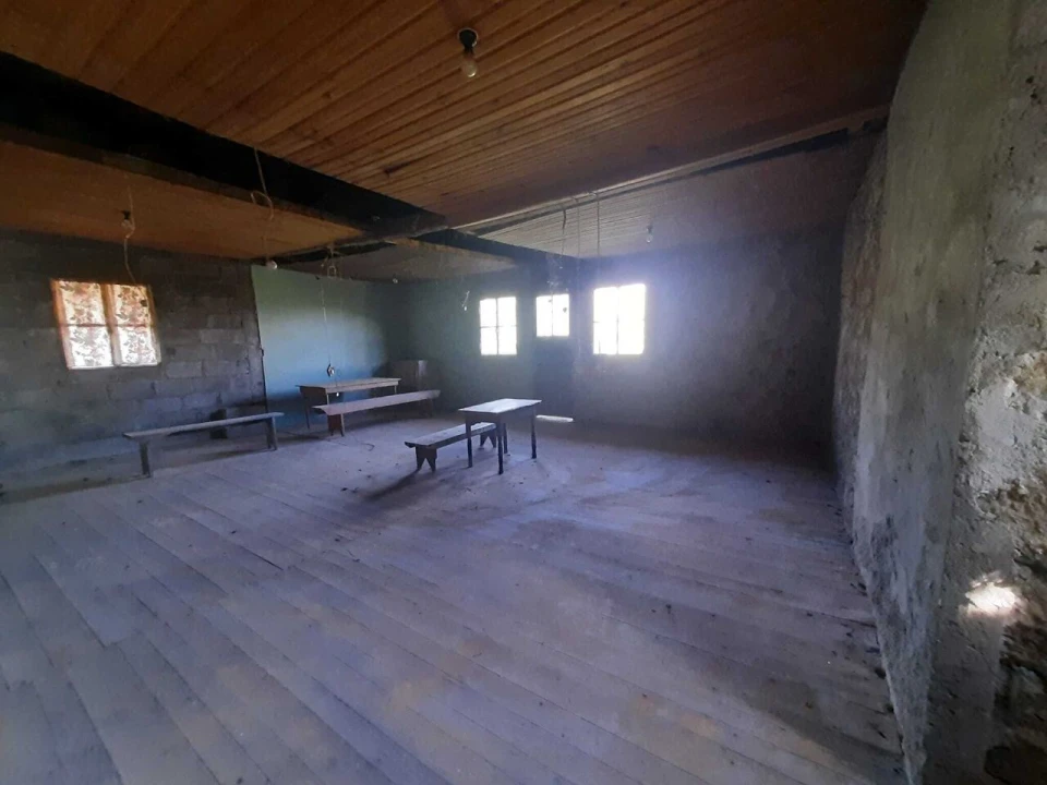 Moradia T2 para Venda em Castro Laboreiro e Lamas de Mouro Foto 12