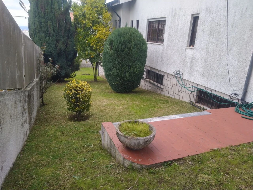 Moradia T4 para Venda em Nogueira, Fraião e Lamaçães Foto 32