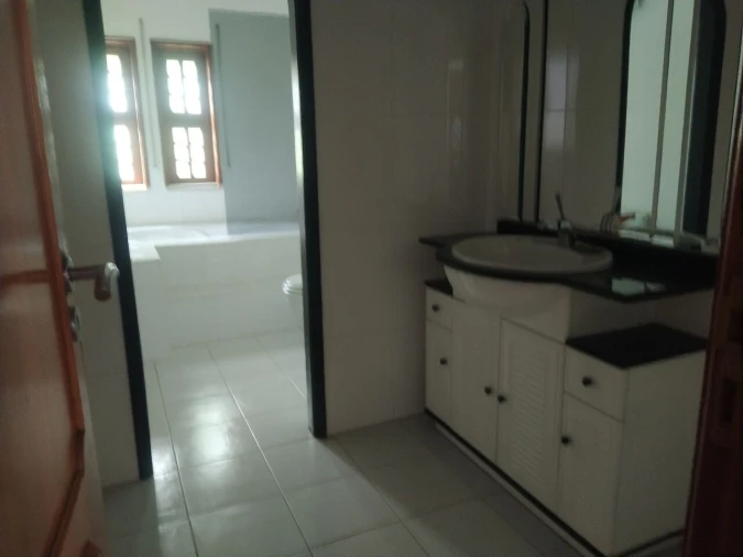 Moradia T4 para Venda em Nogueira, Fraião e Lamaçães Foto 7