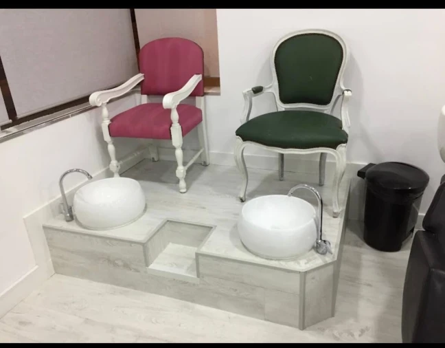 Loja para Trespasse em Mafamude e Vilar do Paraíso