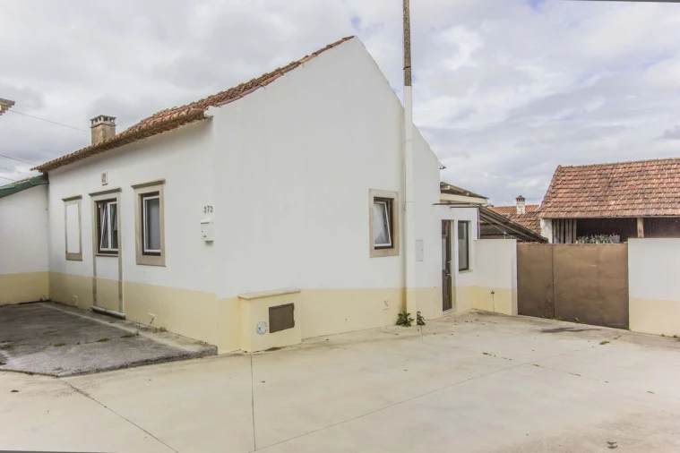 Moradia T4 para Venda em Parceiros e Azoia Foto 4