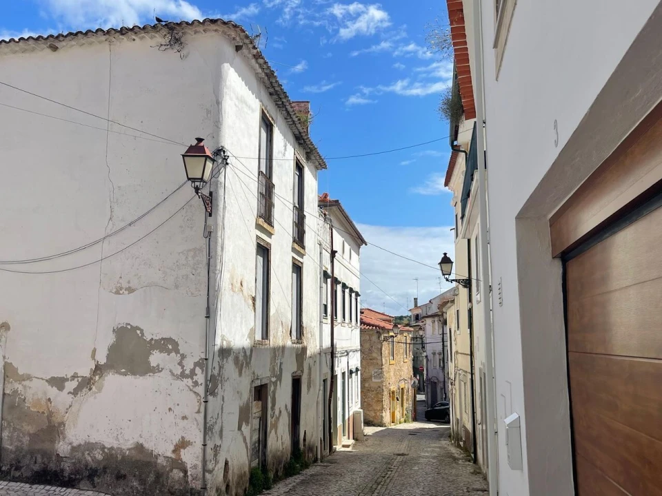 Prédio para Venda em Torres Novas (Santa Maria, Salvador e Santiago) Foto 2
