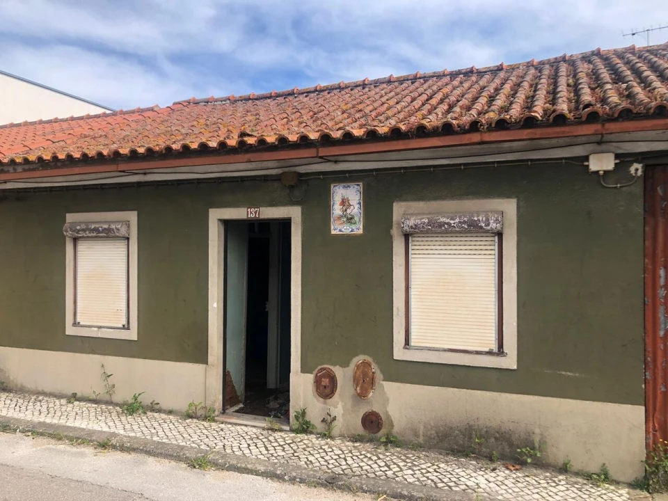 Moradia T3 para Venda em Torres Novas (Santa Maria, Salvador e Santiago) Foto 1