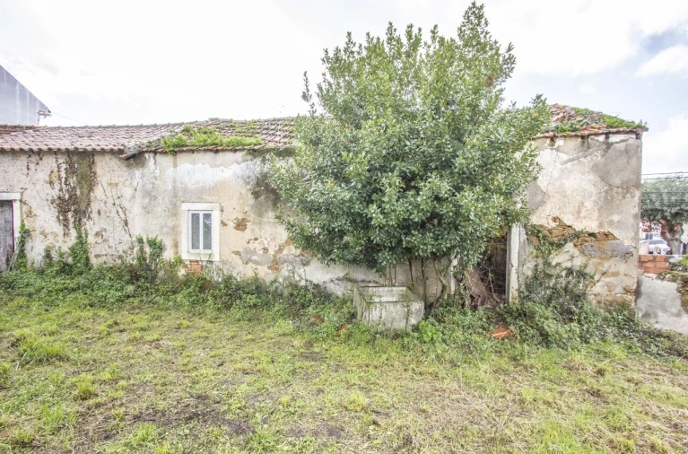 Moradia T3 para Venda em Alcobaça e Vestiaria Foto 4