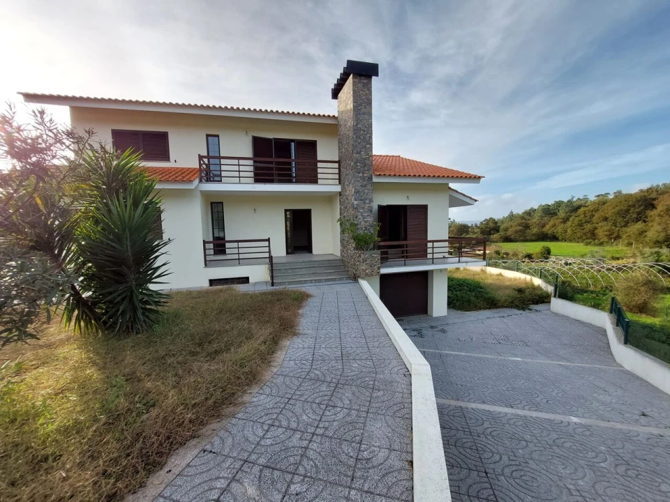 Moradia T5 para Venda em Vila Nova de Cerveira e Lovelhe Foto 28