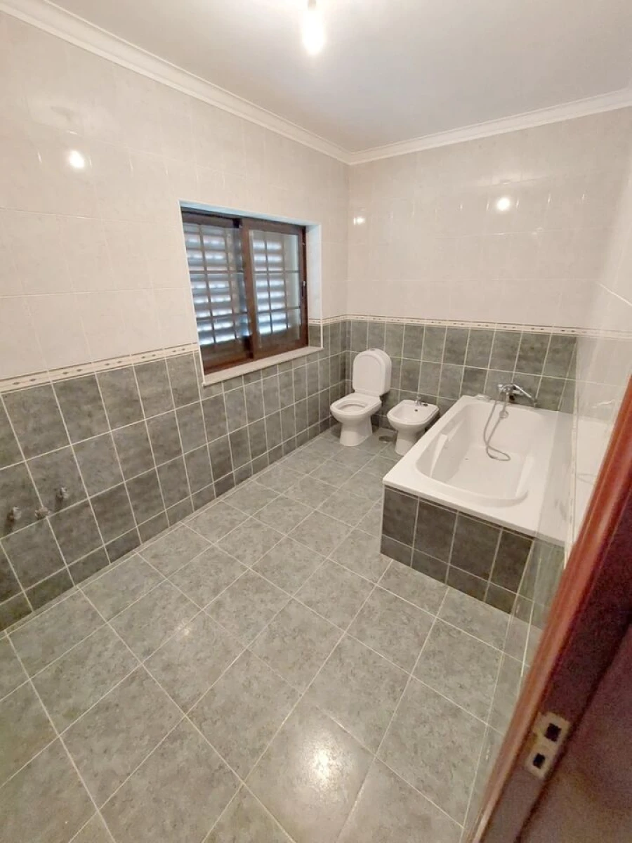 Moradia T5 para Venda em Vila Nova de Cerveira e Lovelhe Foto 9