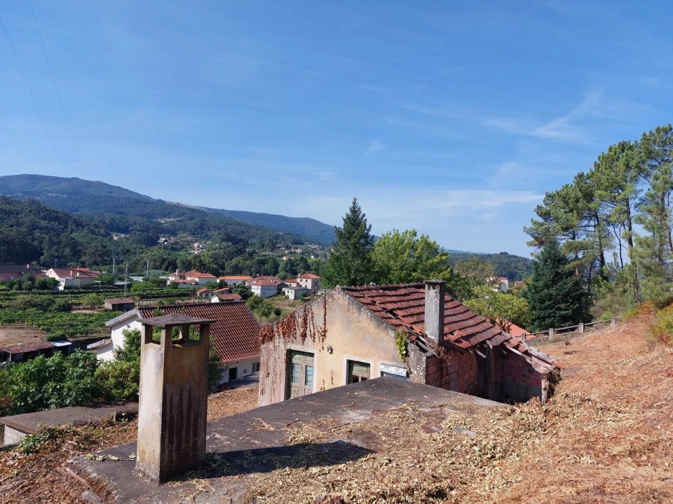 Moradia T2 para Venda em Prado e Remoães Foto 3