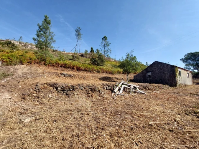 Moradia T2 para Venda em Prado e Remoães Foto 6