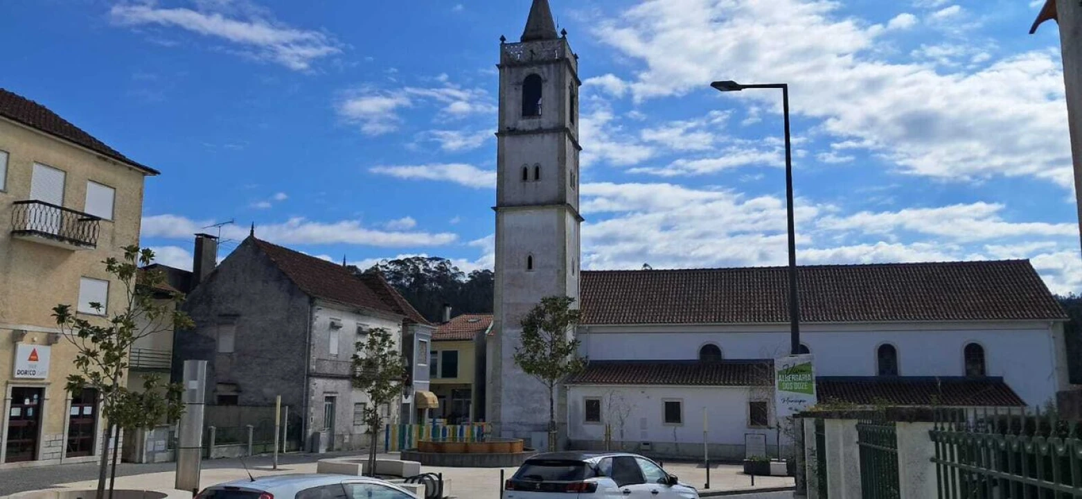 Loja para Venda em Santiago e São Simão de Litém e Albergaria dos Doze Foto 14