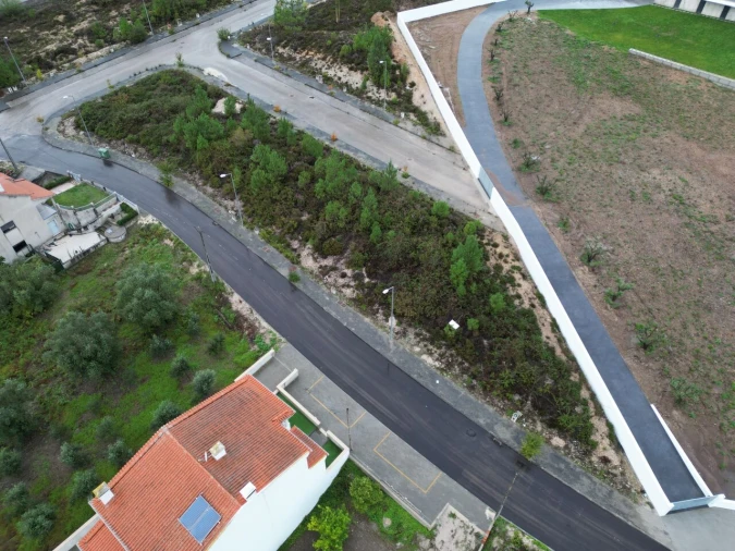 Terreno para Venda em Santiago e São Simão de Litém e Albergaria dos Doze Foto 8