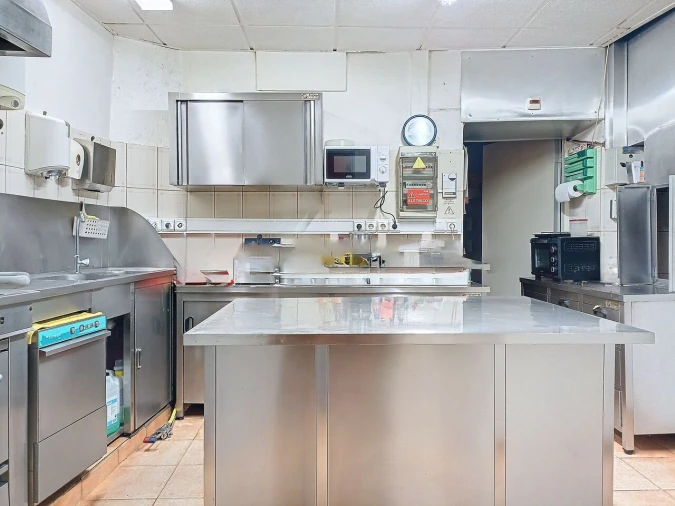 Loja para Venda em Marvila, Ribeira Santarém, São Salvador, São Nicolau Foto 3