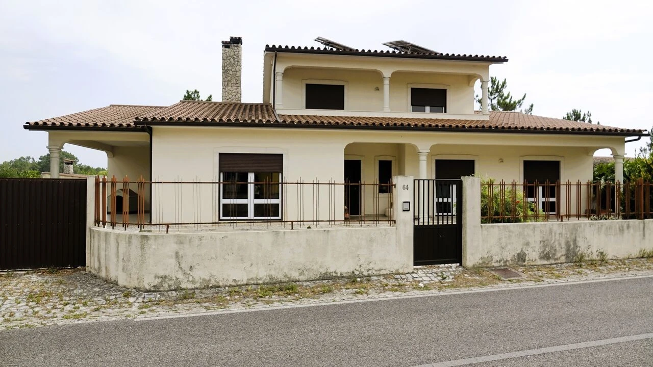 Moradia T4 para Venda em Pataias e Martingança Foto 1