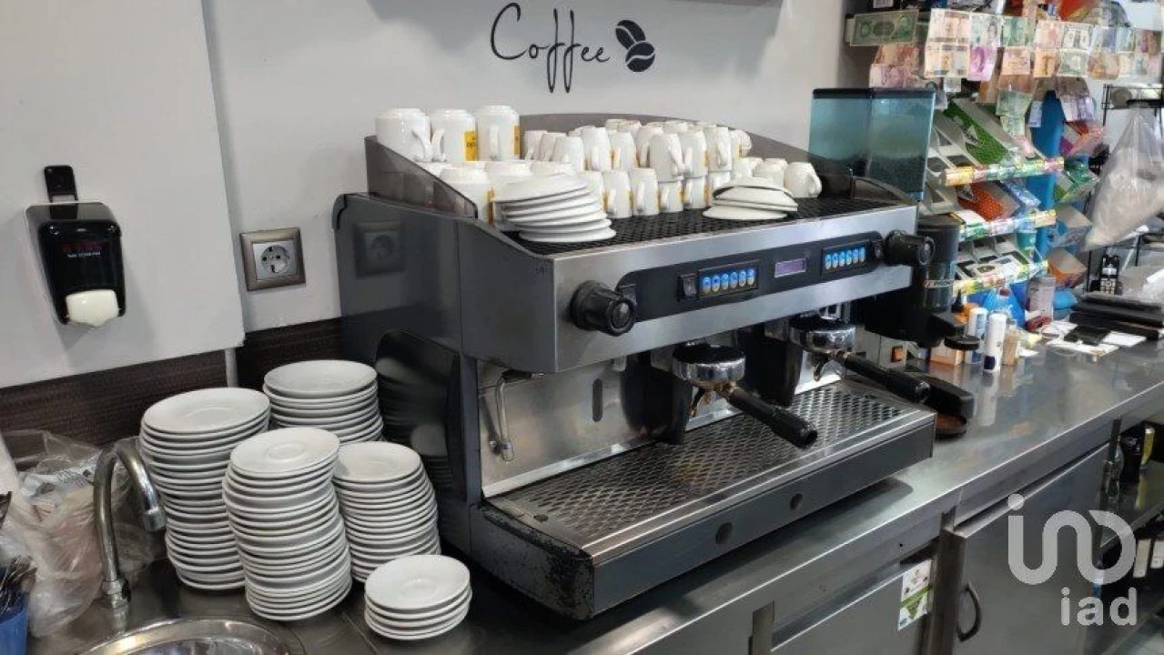 Loja para Venda em Póvoa de Santo Adrião e Olival Basto Foto 11