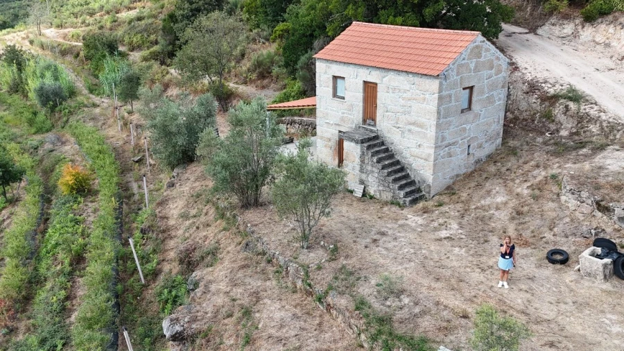 Quinta T1 para Venda em Santiago de Cassurrães e Póvoa de Cervães Foto 56