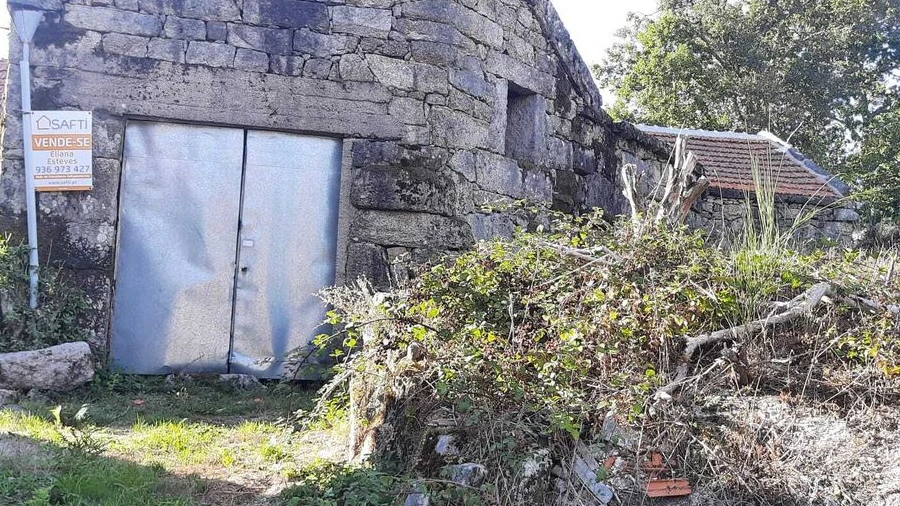 Moradia T3 para Venda em Castro Laboreiro e Lamas de Mouro