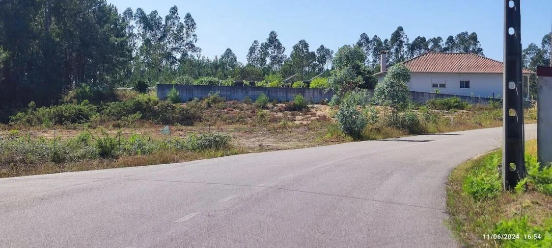 Terreno para Venda em Souto da Carpalhosa e Ortigosa Foto 2