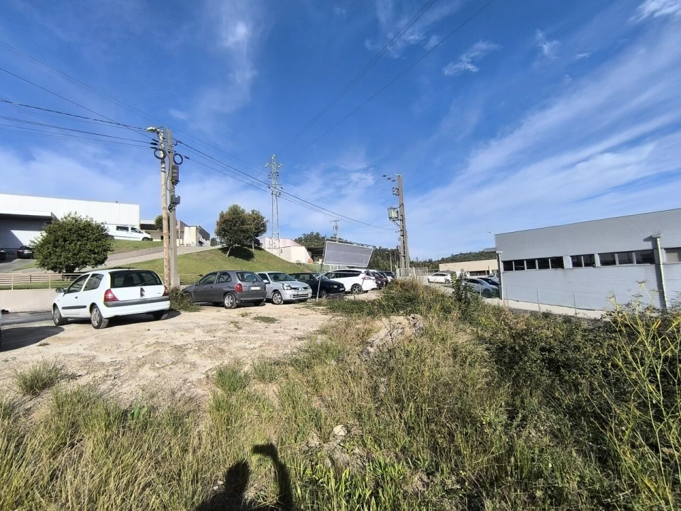 Terreno para Venda em Selho São Lourenço e Gominhães Foto 2