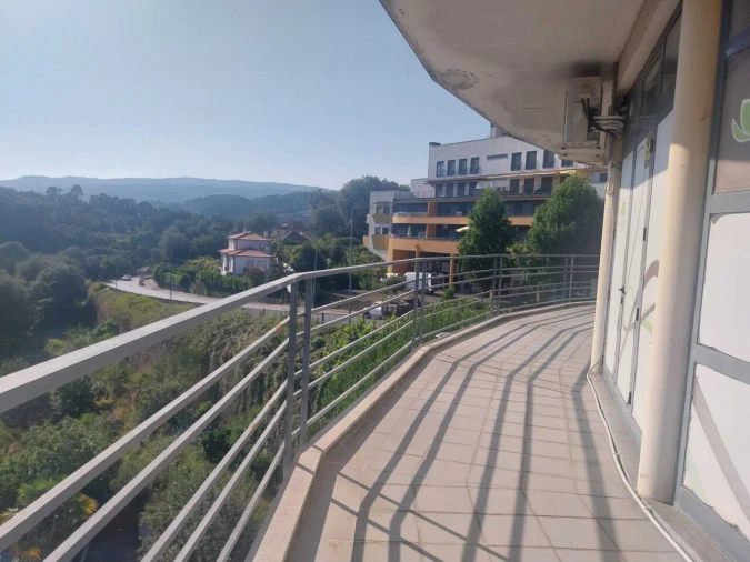 Loja para Venda em Ponte da Barca, V.N. Muía, Paço Vedro Magalhães Foto 5