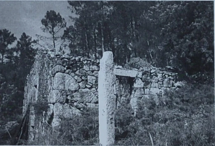 Moradia T2 para Venda em Prado e Remoães Foto 2