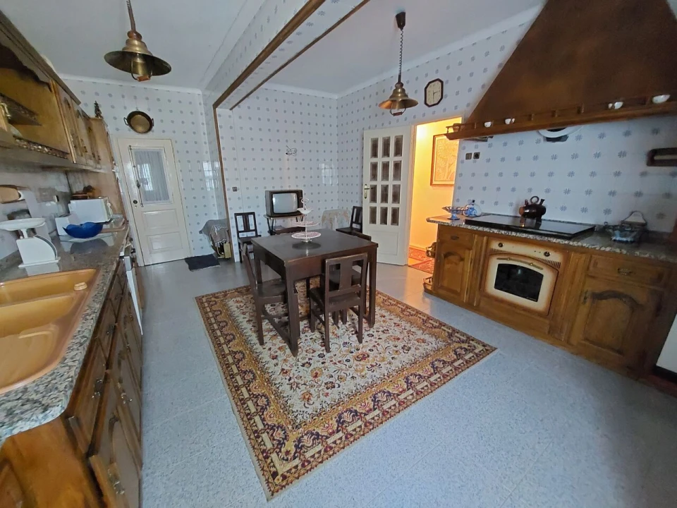 Moradia T4 para Venda em Vila e Roussas Foto 21