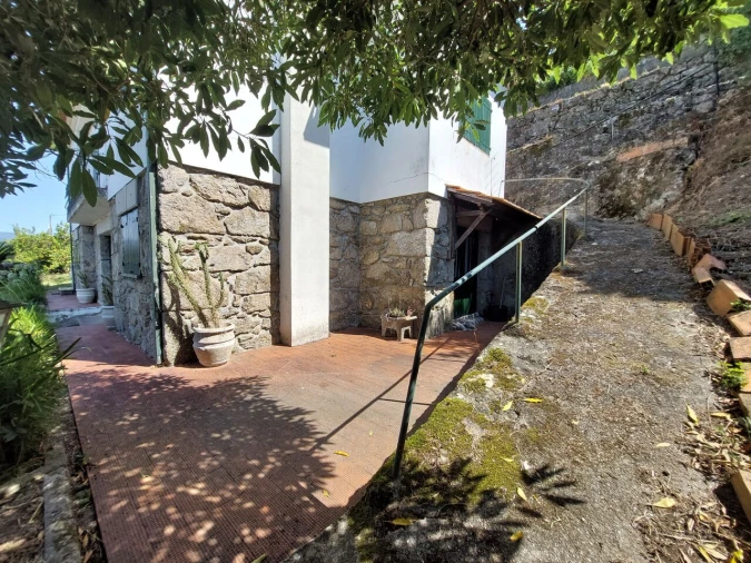 Moradia T4 para Venda em Vila e Roussas Foto 34