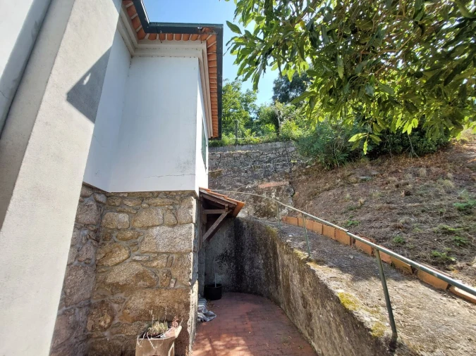 Moradia T4 para Venda em Vila e Roussas Foto 35