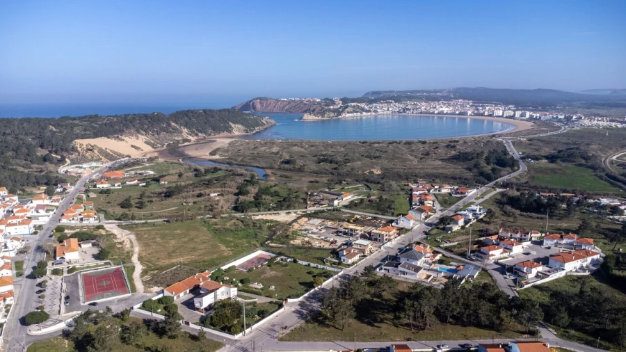 Moradia T4 para Venda em Tornada e Salir do Porto Foto 14