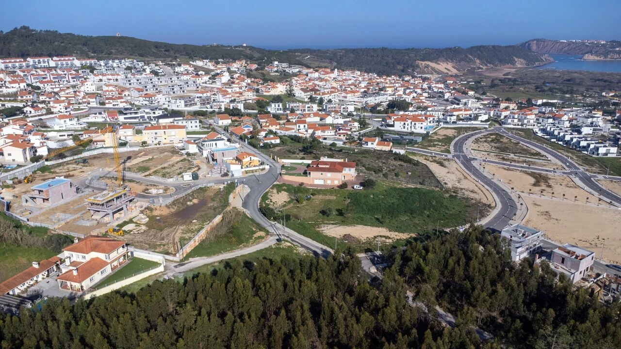 Moradia T2 para Venda em Tornada e Salir do Porto Foto 11