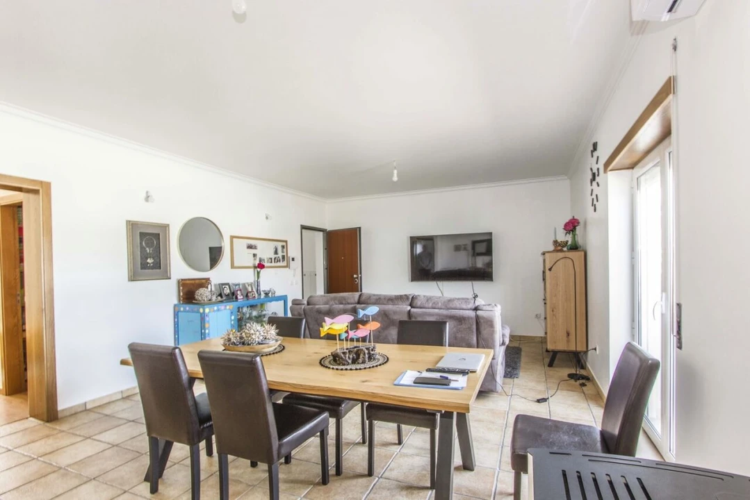 Apartamento T2 para Venda em Tornada e Salir do Porto Foto 4