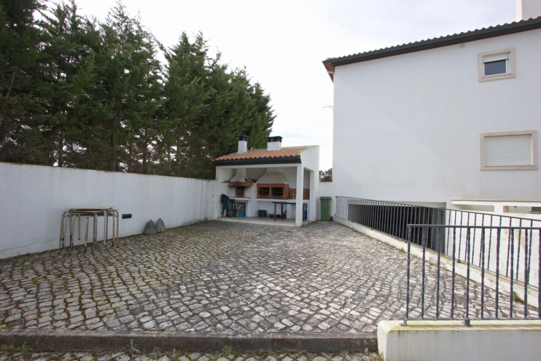 Apartamento T2 para Venda em Tornada e Salir do Porto Foto 20