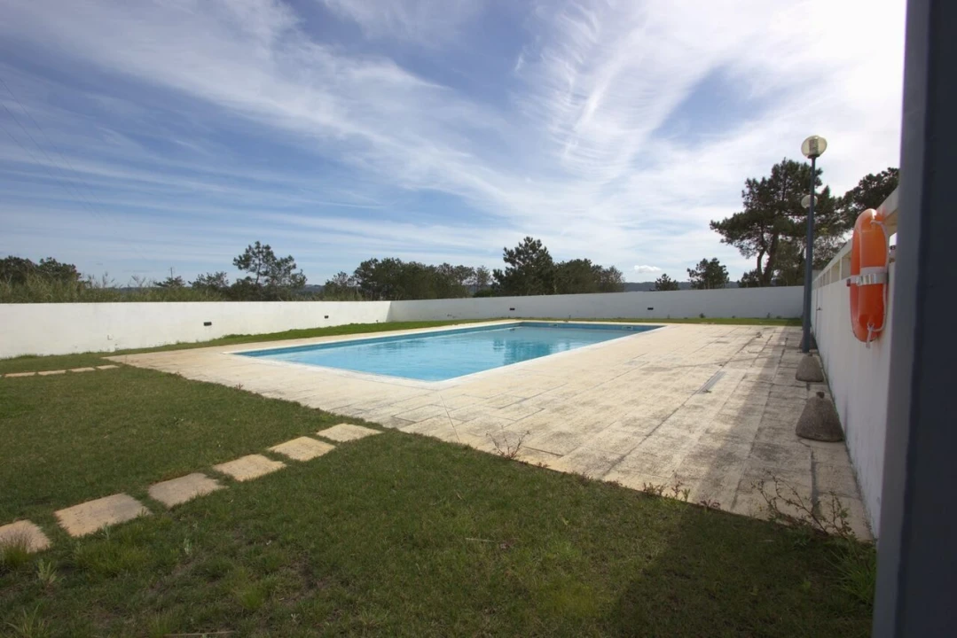 Apartamento T2 para Venda em Tornada e Salir do Porto Foto 21