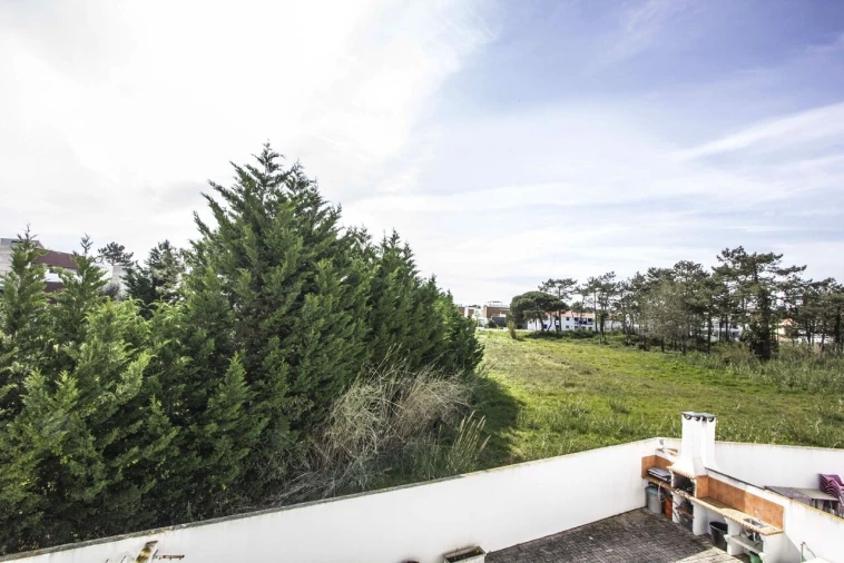 Apartamento T2 para Venda em Tornada e Salir do Porto Foto 16