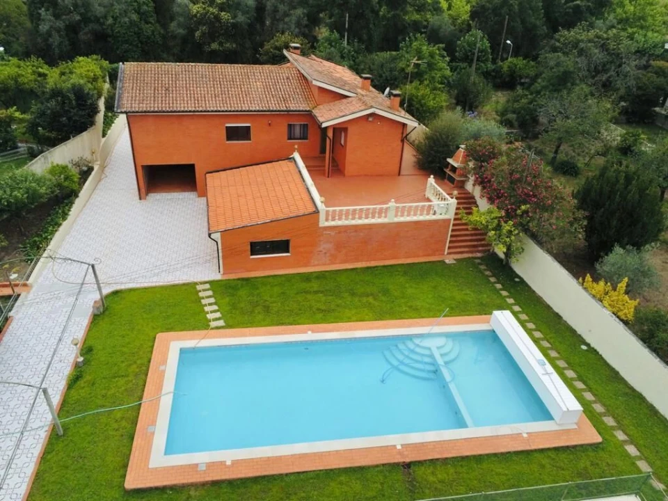 Moradia T5 para Venda em Tamengos, Aguim e Óis do Bairro Foto 2