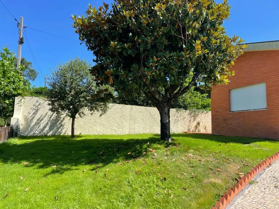 Moradia T5 para Venda em Tamengos, Aguim e Óis do Bairro Foto 13