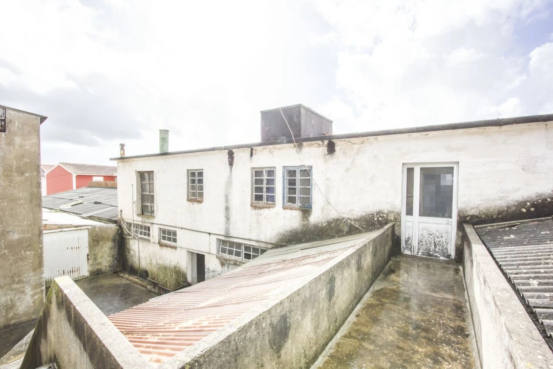 Armazém para Venda em Alcobaça e Vestiaria Foto 13