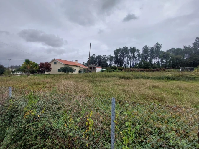 Terreno para Venda em Mazedo e Cortes