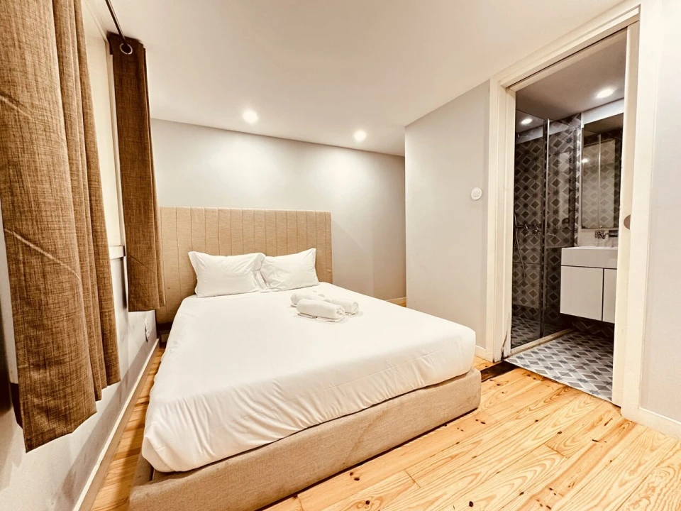Apartamento T2 para Venda em Cedofeita, Santo Ildefonso, Sé, Miragaia, São Nicolau e Vitória Foto 8